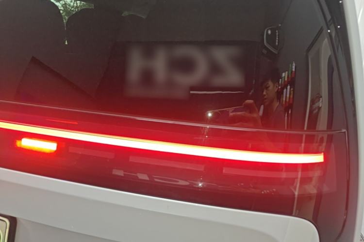 Used Li Auto MEGA 2025 Home Family Special Edition Right Rear Taillight