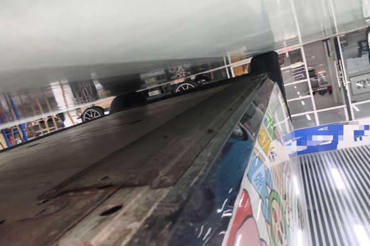Used Li Auto MEGA 2025 Home Family Special Edition Right Side Sill