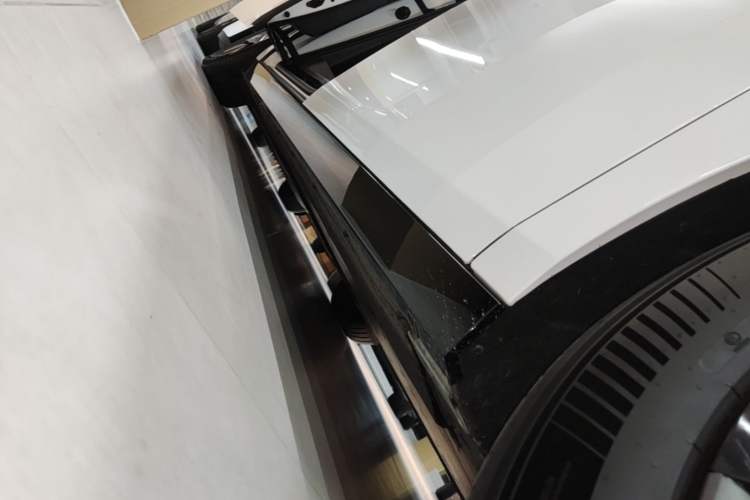 Used Li Auto MEGA 2025 Home Family Special Edition Right Side Sill