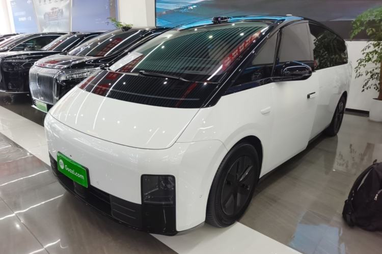 Li Auto MEGA 2025 Home Family Special Edition