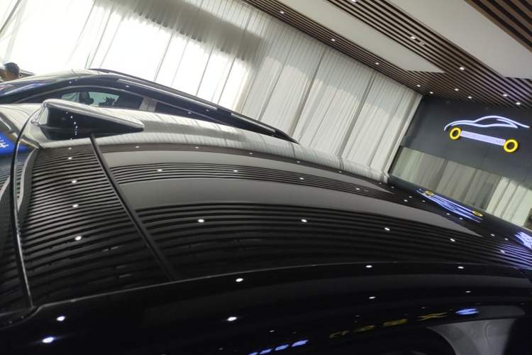 Used Li Auto MEGA 2025 Home Family Special Edition Roof