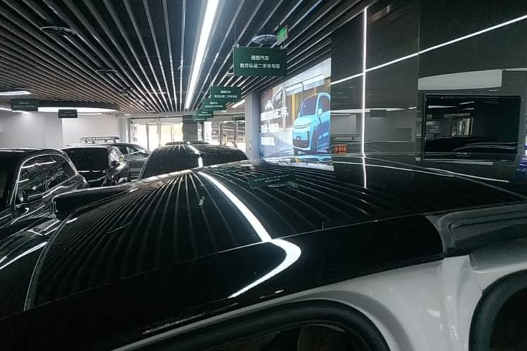 Used Li Auto MEGA 2025 Home Family Special Edition Roof