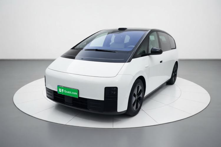 Li Auto MEGA 2025 Home Family Special Edition