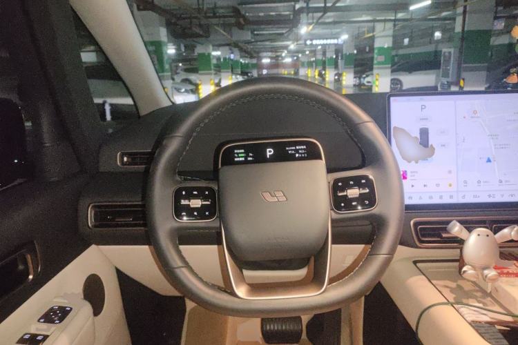 Used Li Auto MEGA 2025 Home Family Special Edition Steering Wheel