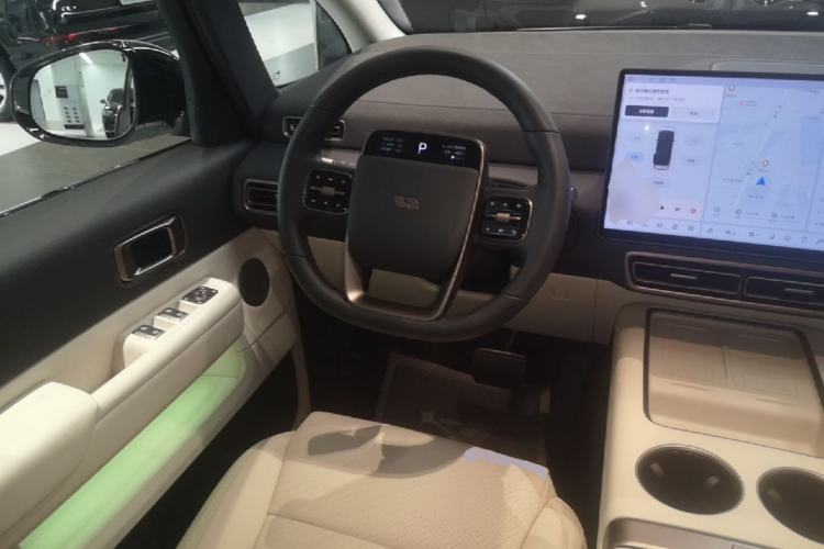 Used Li Auto MEGA 2025 Home Family Special Edition Steering Wheel