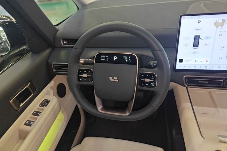 Used Li Auto MEGA 2025 Home Family Special Edition Steering Wheel