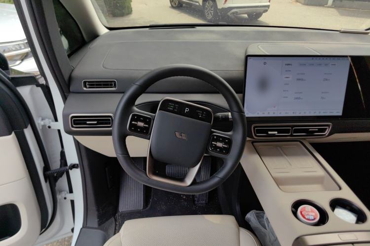 Used Li Auto MEGA 2025 Home Family Special Edition Steering Wheel