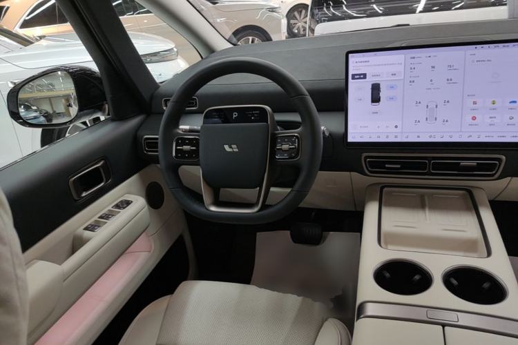 Used Li Auto MEGA 2025 Home Family Special Edition Steering Wheel