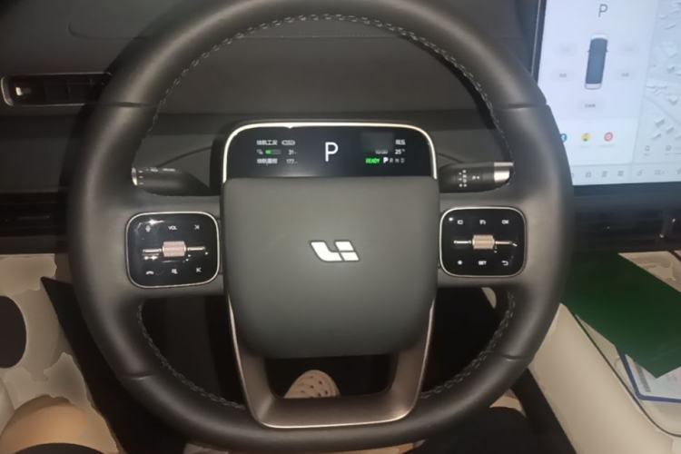 Used Li Auto MEGA 2025 Home Family Special Edition Steering Wheel
