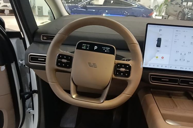 Used Li Auto MEGA 2025 Home Family Special Edition Steering Wheel