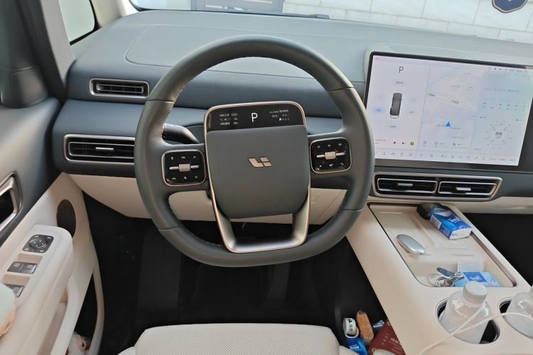 Used Li Auto MEGA 2025 Home Family Special Edition Steering Wheel