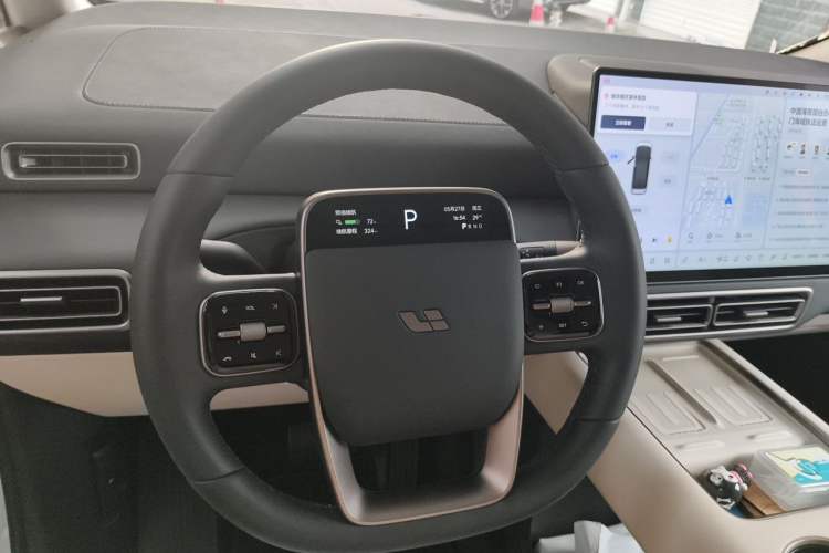 Used Li Auto MEGA 2025 Home Family Special Edition Steering Wheel