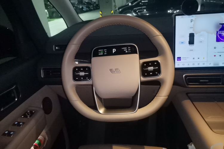 Used Li Auto MEGA 2025 Home Family Special Edition Steering Wheel