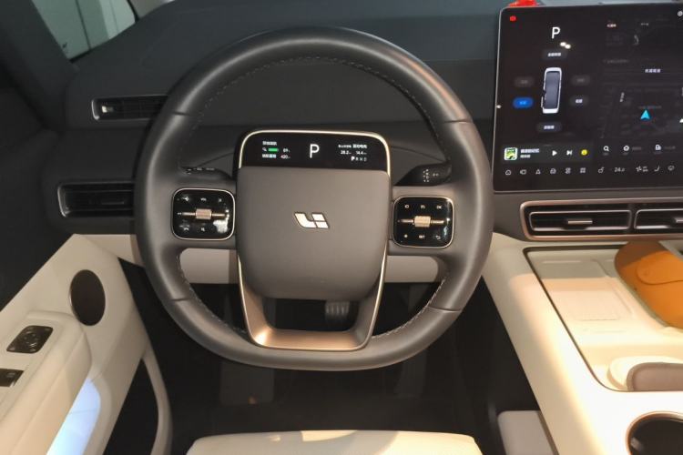 Used Li Auto MEGA 2025 Home Family Special Edition Steering Wheel