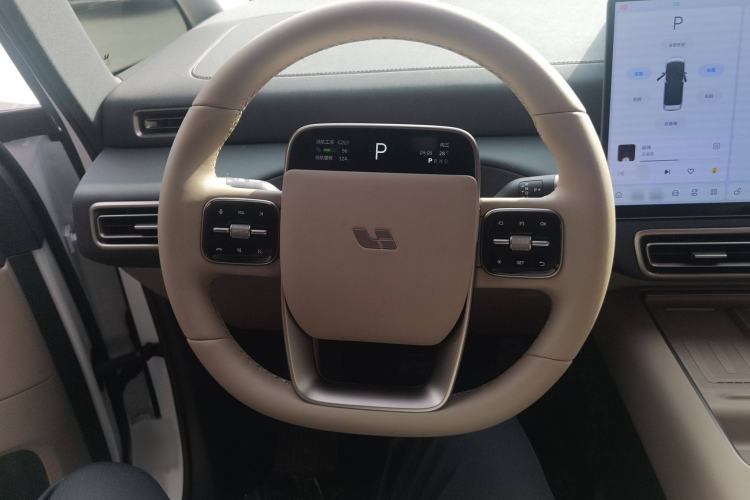 Used Li Auto MEGA 2025 Home Family Special Edition Steering Wheel