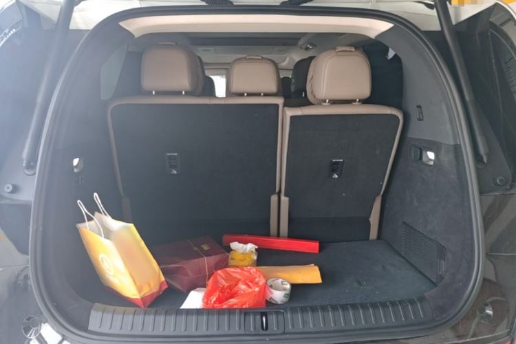 Used Li Auto MEGA 2025 Home Family Special Edition Trunk