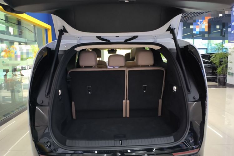 Used Li Auto MEGA 2025 Home Family Special Edition Trunk