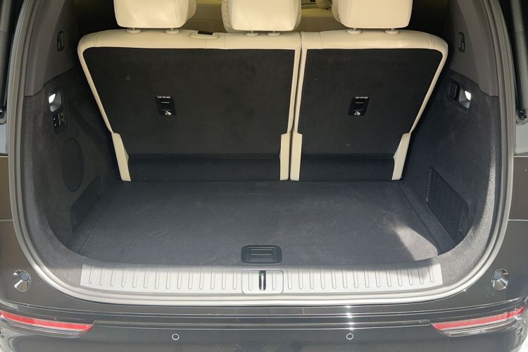 Used Li Auto MEGA 2025 Home Family Special Edition Trunk