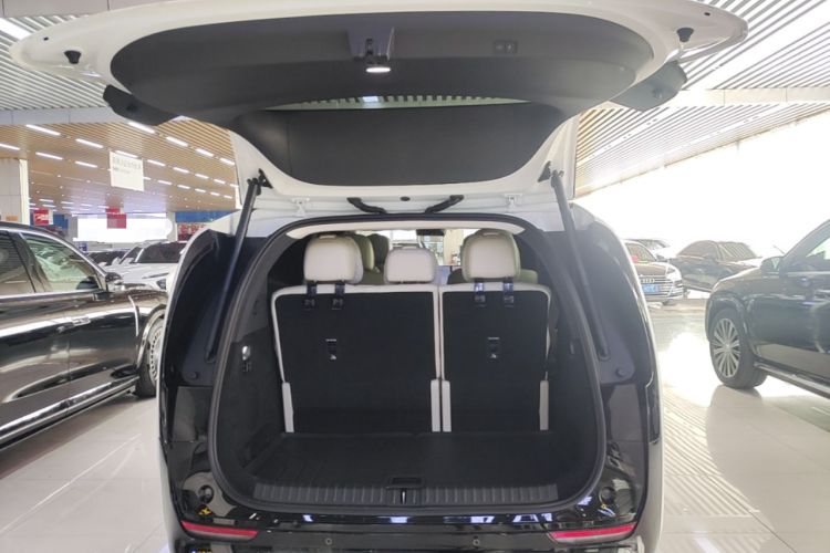 Used Li Auto MEGA 2025 Home Family Special Edition Trunk