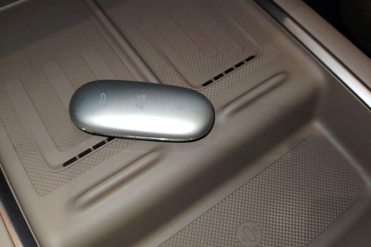 Used Li Auto MEGA 2025 Home Family Special Edition Vehicle Key