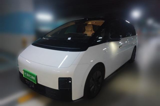 Used Li Auto MEGA 2025 Home Family Special Edition
