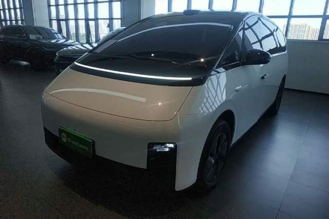 Used Li Auto MEGA 2025 Home Family Special Edition