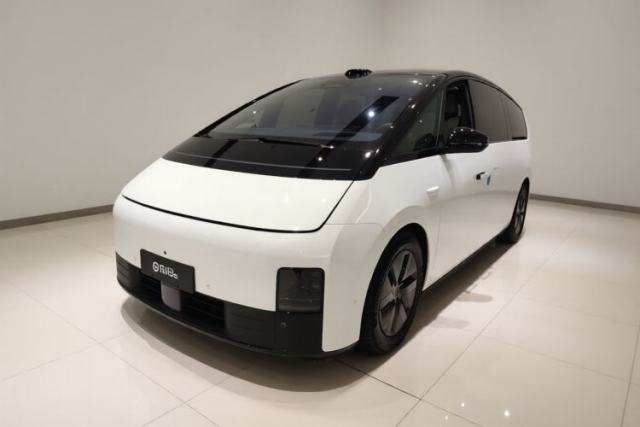 Used Li Auto MEGA 2025 Home Family Special Edition