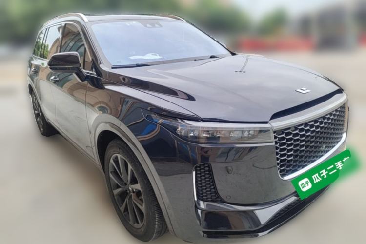 Used Li Auto ONE 2019 Extended-Range 6-Seater Version Front Right 45 Deg