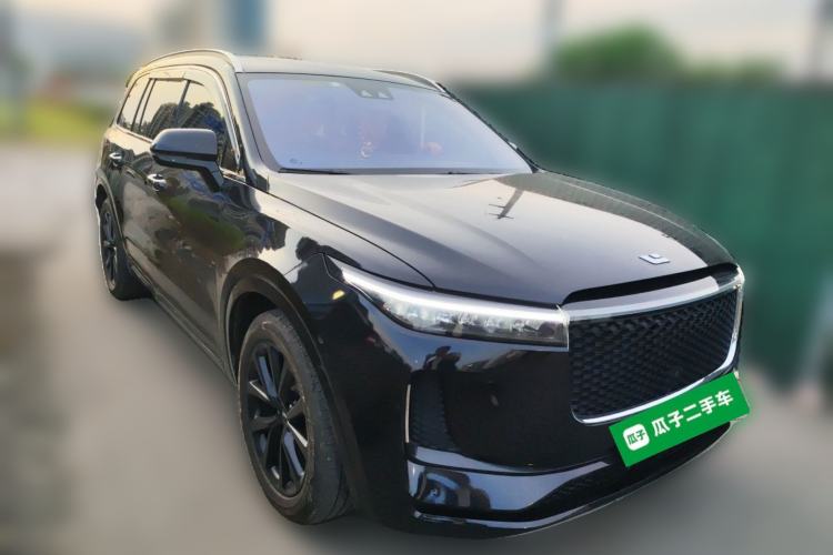 Used Li Auto ONE 2019 Extended-Range 6-Seater Version Front Right 45 Deg