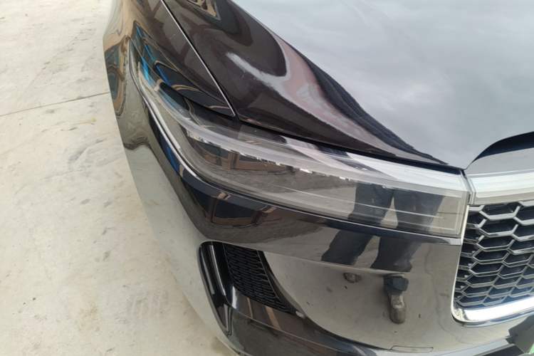 Used Li Auto ONE 2019 Extended-Range 6-Seater Version Right Front Headlight