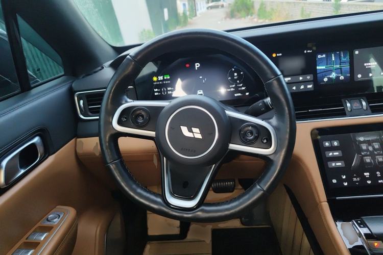 Used Li Auto ONE 2019 Extended-Range 6-Seater Version Steering Wheel