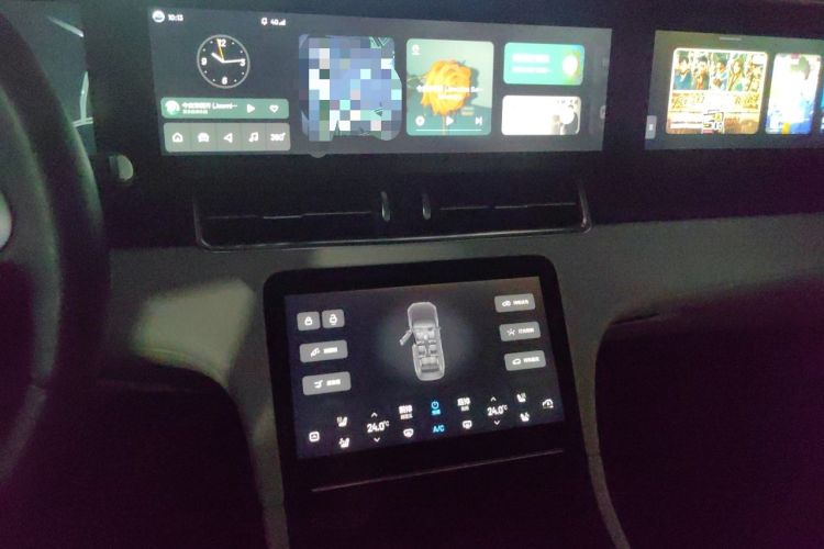 Used Li Auto ONE 2019 Extended-Range 6-Seater Version Audio And AC Panel