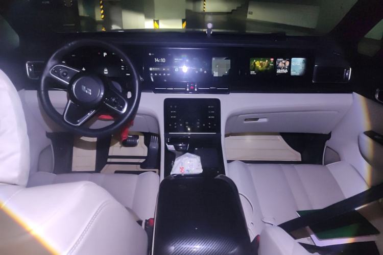 Used Li Auto ONE 2019 Extended-Range 6-Seater Version Center Console