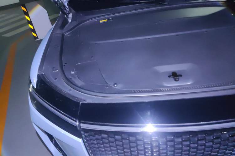 Used Li Auto ONE 2019 Extended-Range 6-Seater Version Engine Bay Right