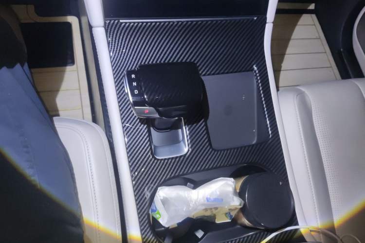 Used Li Auto ONE 2019 Extended-Range 6-Seater Version Gear Lever