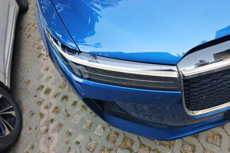 Used Li Auto ONE 2019 Extended-Range 6-Seater Version Right Front Headlight
