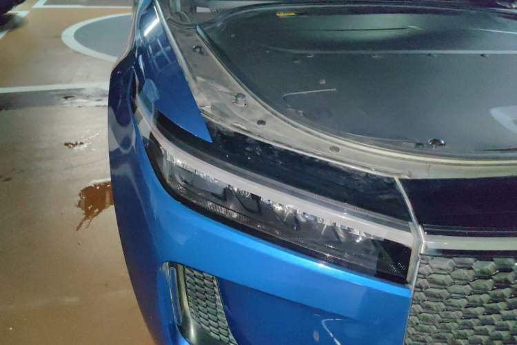 Used Li Auto ONE 2019 Extended-Range 6-Seater Version Right Front Headlight