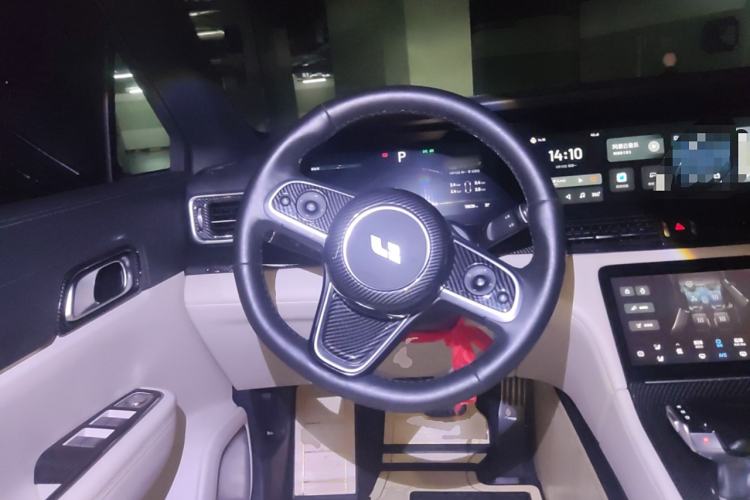 Used Li Auto ONE 2019 Extended-Range 6-Seater Version Steering Wheel
