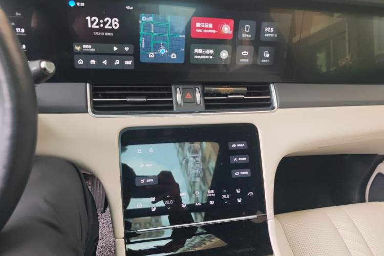 Used Li Auto ONE 2019 Extended-Range 6-Seater Version Audio And AC Panel
