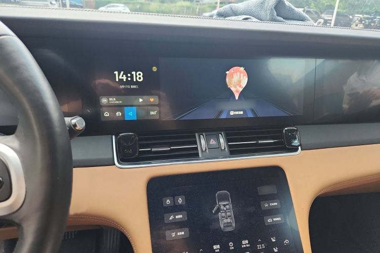 Used Li Auto ONE 2019 Extended-Range 6-Seater Version Audio And AC Panel