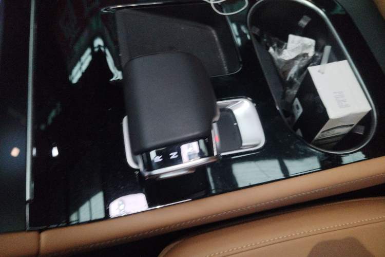 Used Li Auto ONE 2019 Extended-Range 6-Seater Version Gear Lever