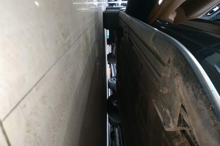 Used Li Auto ONE 2019 Extended-Range 6-Seater Version Left Side Sill