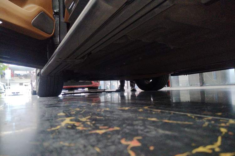 Used Li Auto ONE 2019 Extended-Range 6-Seater Version Left Side Sill