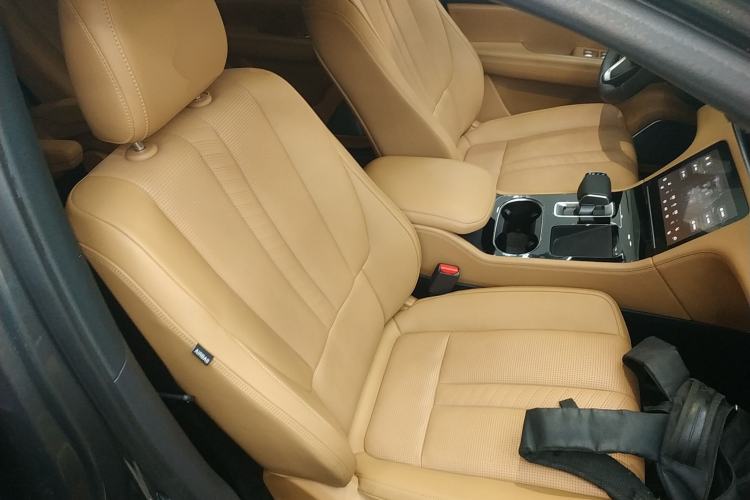 Used Li Auto ONE 2019 Extended-Range 6-Seater Version Right Front Seat