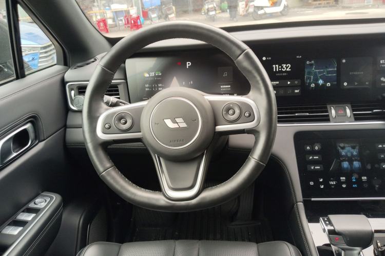 Used Li Auto ONE 2019 Extended-Range 6-Seater Version Steering Wheel