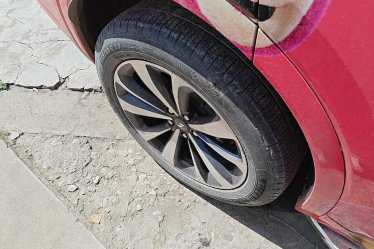 Used Li Auto ONE 2019 Extended-Range 6-Seater Version Exterior 5