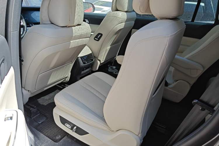 Used Li Auto ONE 2019 Extended-Range 6-Seater Version Left Rear Seat