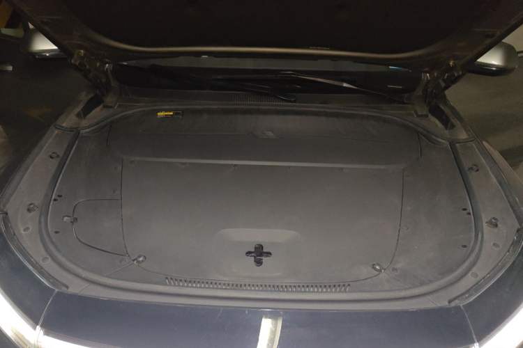 Used Li Auto ONE 2019 Extended-Range 6-Seater Version Engine Bay