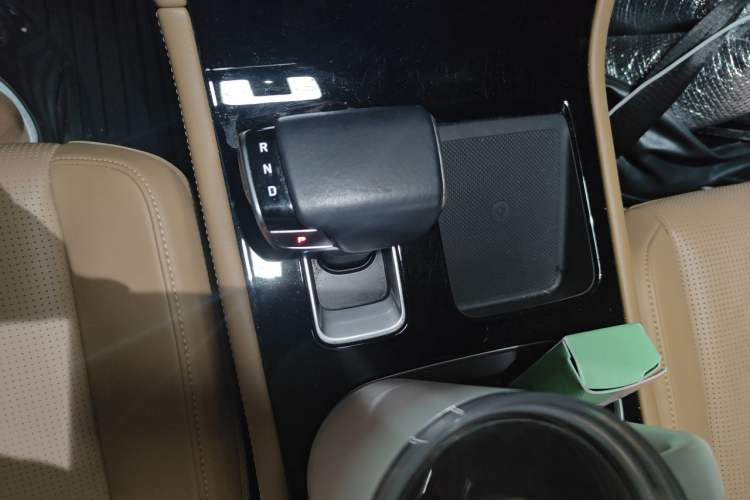 Used Li Auto ONE 2019 Extended-Range 6-Seater Version Gear Lever