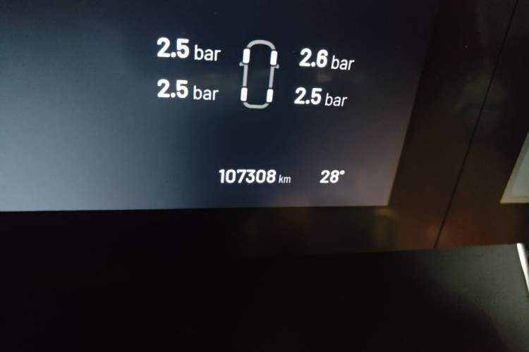 Used Li Auto ONE 2019 Extended-Range 6-Seater Version Odometer Close Up